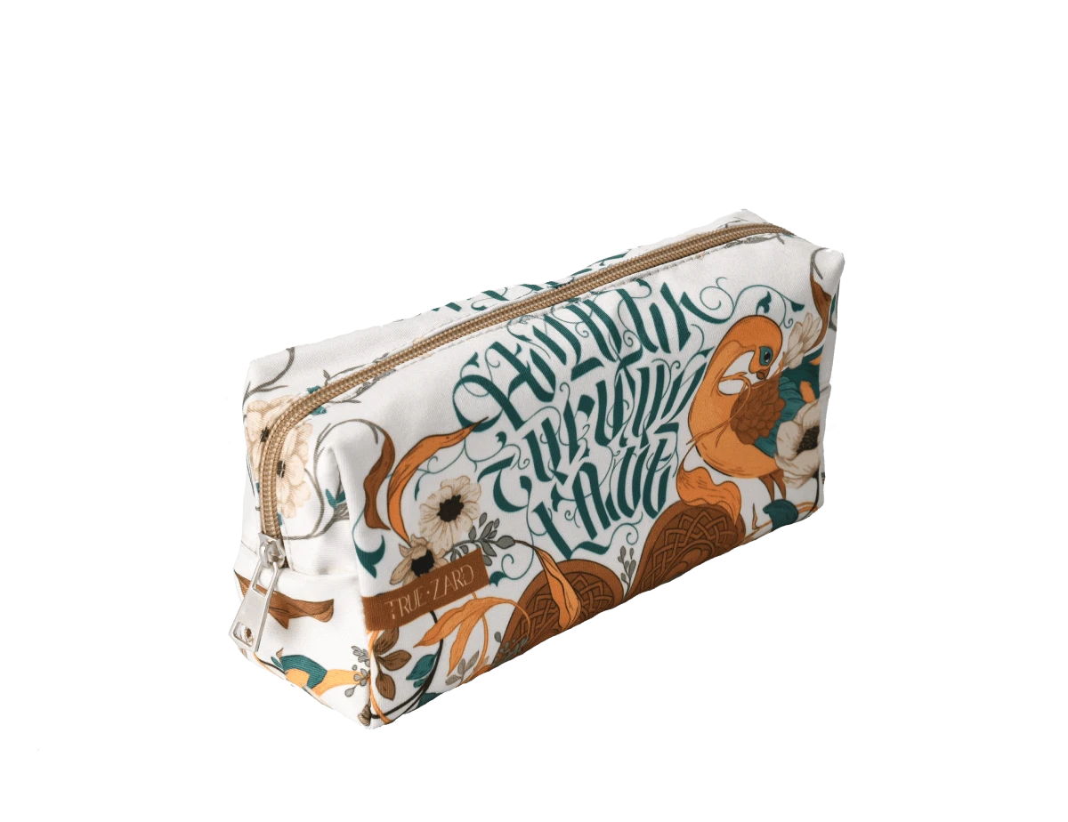 Խորոտ կաթնագույն մեծ կոսմետիկ  պայուսակ